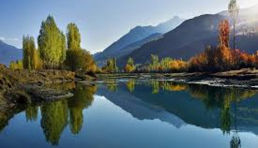 Khalti Lake